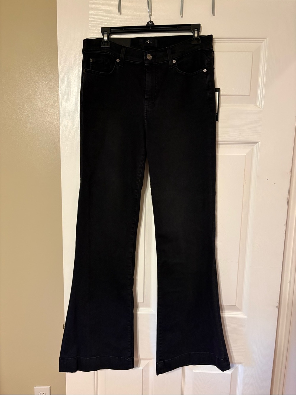 7 For All Mankind Dojo Jeans NWT Dark Wash Flare Leg Stretch Designer Denim